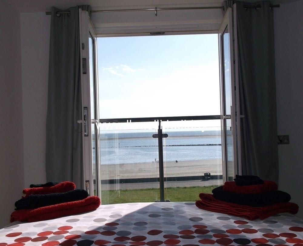 Awel Y Mor Apartment Llanelli Luaran gambar